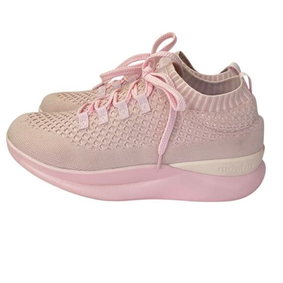 MOSHN by KLOGS Vigor  Pink Sneakers with Knit Upper Size 9 - Picture 1 of 8